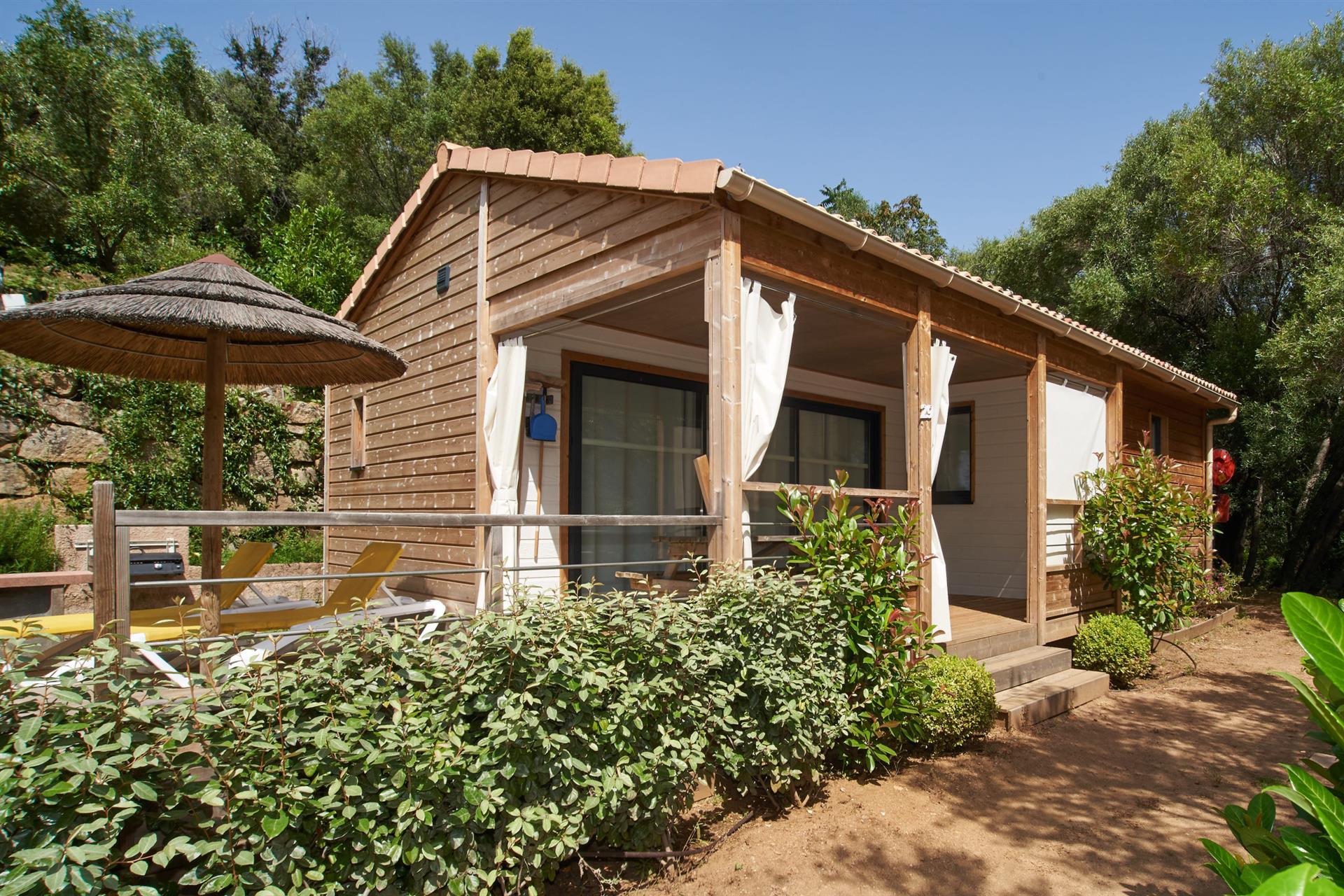 Walls and Funds, Open Air Hotel Corsica West Coast