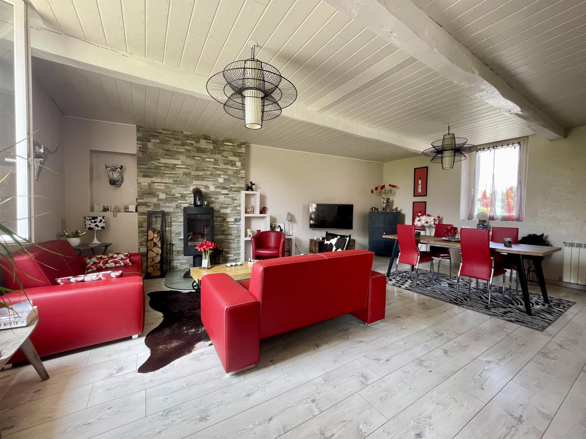 Beautiful house of 205.48 m2 in Camalès