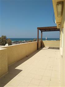 Amazing apartment, open sea view. Excellent location