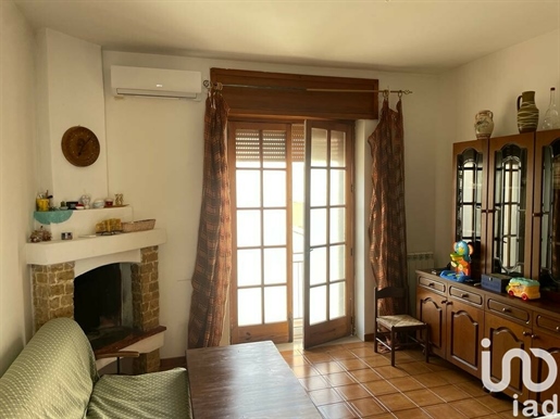 Verkauf Einfamilienhaus / Villa 150 m² - 3 Schlafzimmer - Spongano
