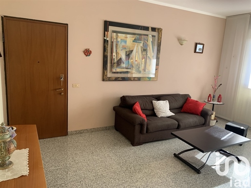 Sale Apartment 96 m² - 2 bedrooms - Brugherio