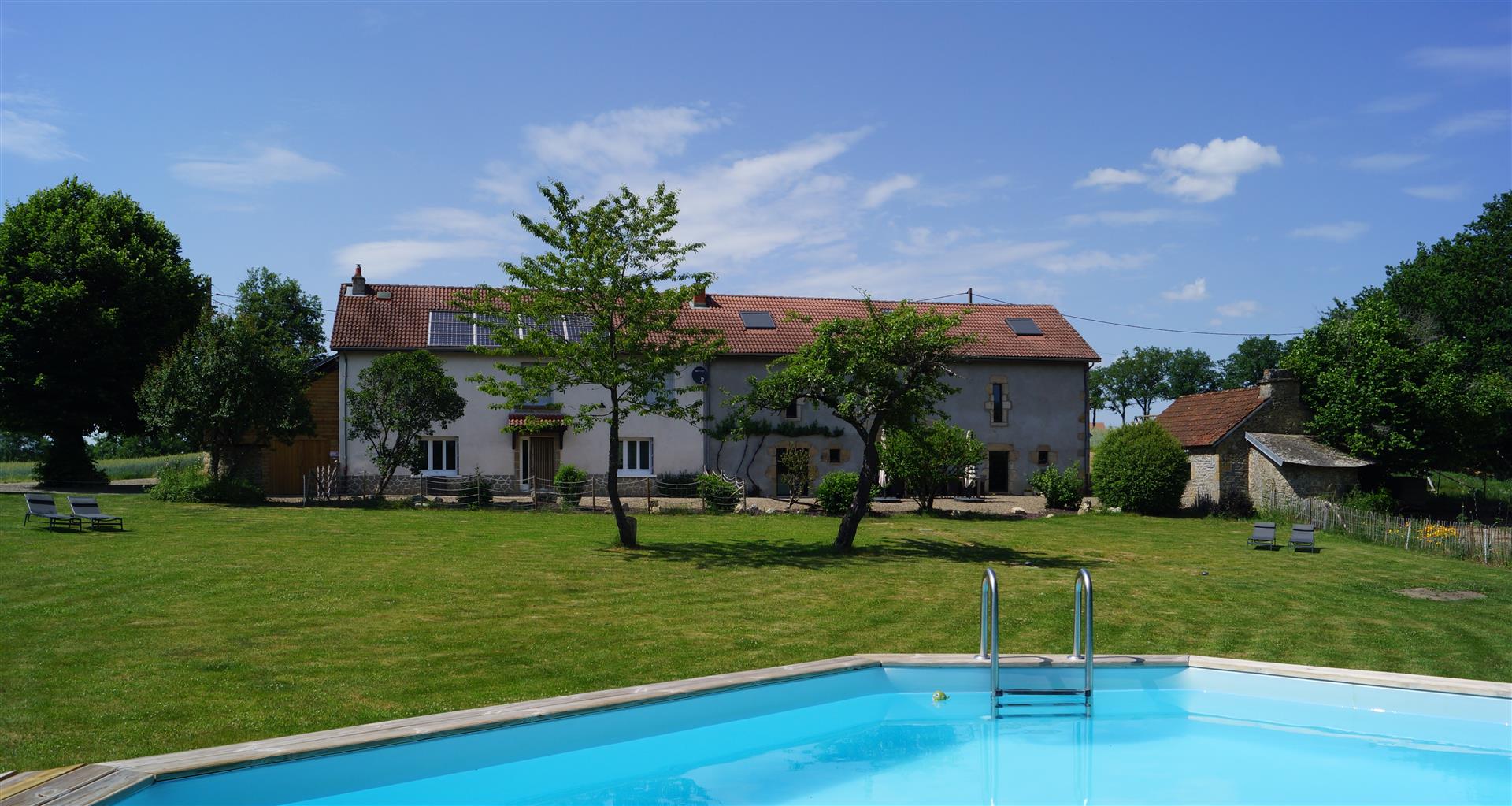 Longère recientemente renovado (casa familiar - casa de vacaciones - chambres d'hôtes - B & B - cas