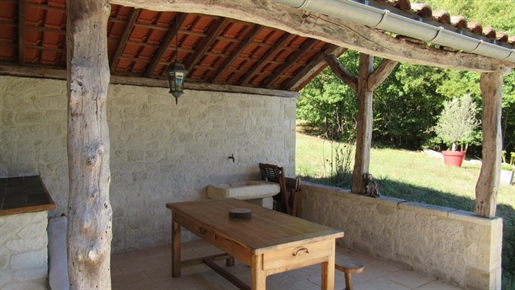 Beautiful property on 5 hectares, not overlooked and beautiful environment