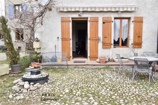 Dpt Ain (01), for sale in Pregnin, village house of 159 m2, 5 rooms, land of 416 m2