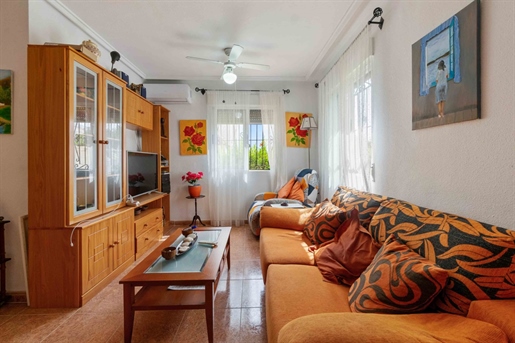 Penthouse mit 3 Schlafzimmern in Orihuela Costa