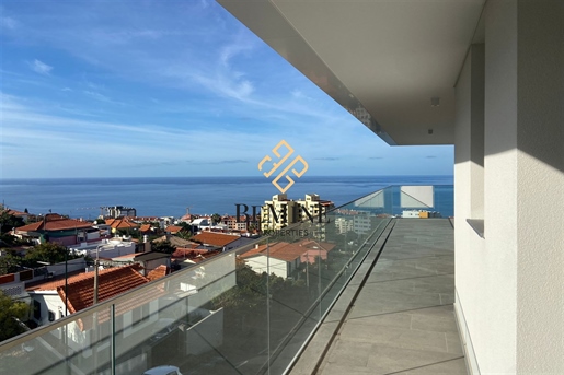 Uptown 117 / Apartamento T2 / Funchal - Ilha da Madeira