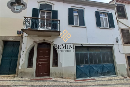 Mehrfamilienhaus 7 Schlafzimmer Verkaufen in Funchal (Sé),Funchal