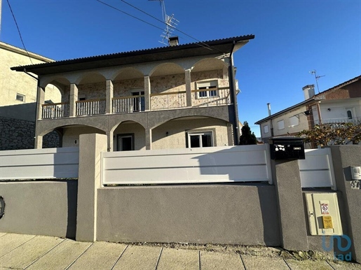 Home / Villa with 7 Rooms in Vila Real with 310,00 m²