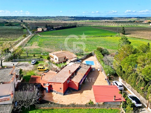 Maison avec jardin à Garriguella, un village tranquille de l'Alt Empordà