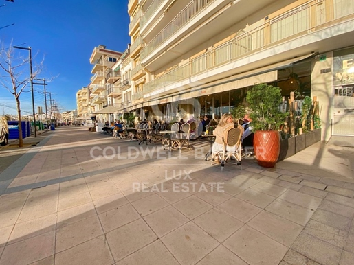 Restaurant for sale on the seafront in Roses, Costa Brava, Spain