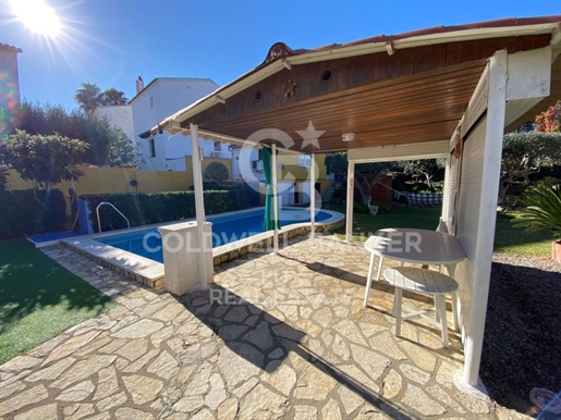 Casa con piscina a 500 m de la playa, L'Escala