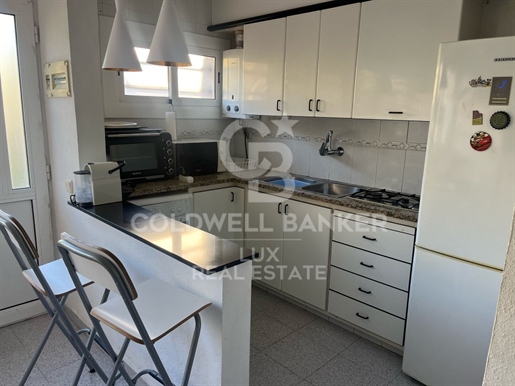 Flat with swimming pool at Calella de Palafrugell
