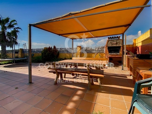 Maison spacieuse avec piscine couverte et climatisé en Espagne