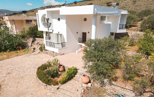 232417 - Dom wolnostojący na sprzedaż w Ierapetra, 188 m², 430 000 €