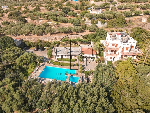 394595 - Hotell Till salu i Agios Nikolaos, 500 m², €800,000