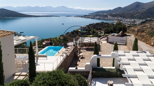 936519 - Villa à vendre à Agios Nikolaos, 212 m², €2,200,000