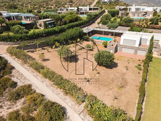 392330 - Villa For sale, Agios Nikolaos, 180 sq.m., €1.900.000
