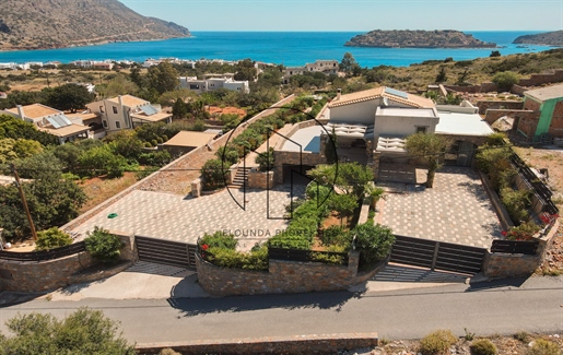 303487 - Villa For sale, Agios Nikolaos, 230 sq.m., €1.100.000