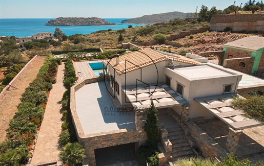 303487 - Villa For sale, Agios Nikolaos, 230 sq.m., €1.100.000