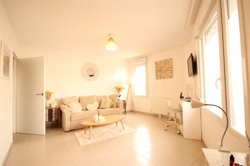 Zu verkaufen in Bessancourt, neue Wohnung von 61,80 m2, 3 Zimmer, 2 Schlafzimmer, 2 Parkplätze