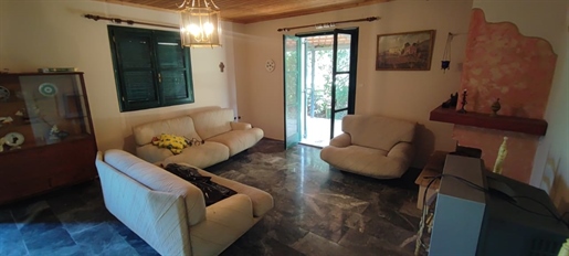 45452 - Frei stehendes Haus in Eretria zu verkaufen, 72 m², 75.000 €