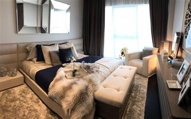 Te koop luxe één slaapkamer volledig uitzicht op de jachthaven