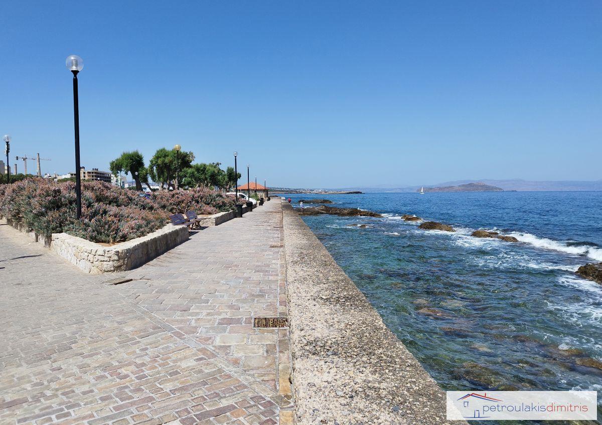 Apartment 250 meters from the beach