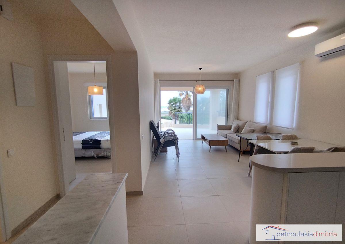 Apartment 80 meters from the beach
