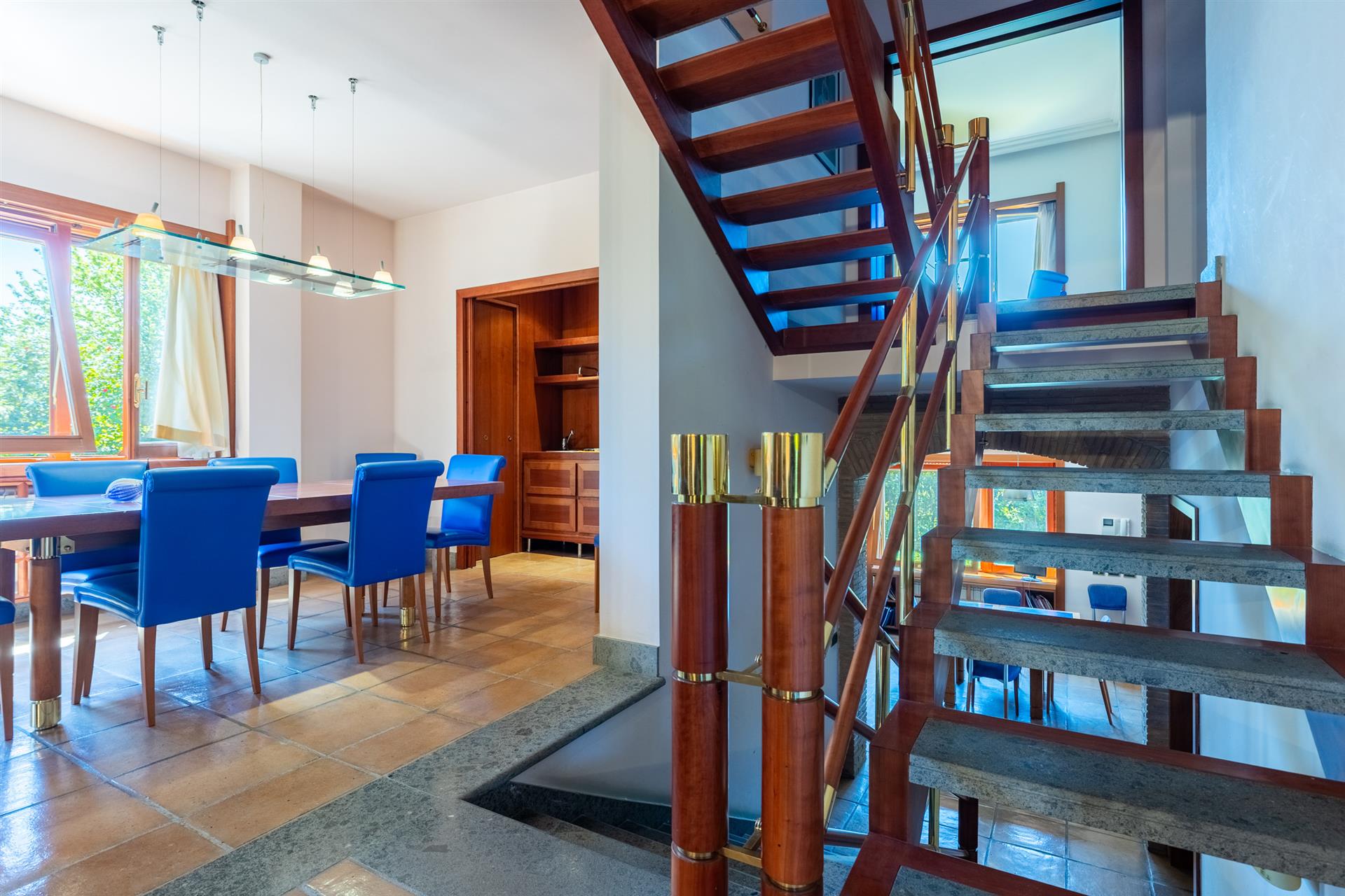 Grottaferrata – Prestigious Detached Villa with Spacious Garden