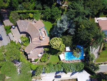 8 bedroom luxury Villa for sale in Sacrofano, Latium -
