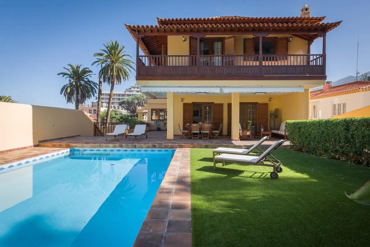 Luxurious Villa in Tenerife Puerto de la Cruz