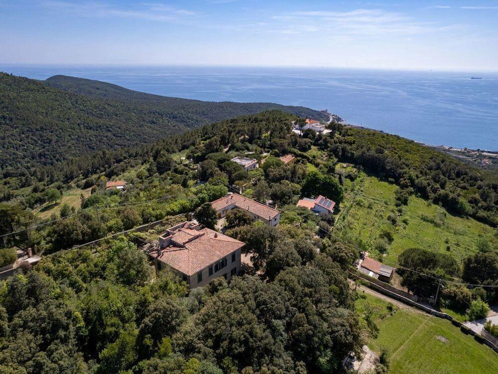 Villa in Livorno