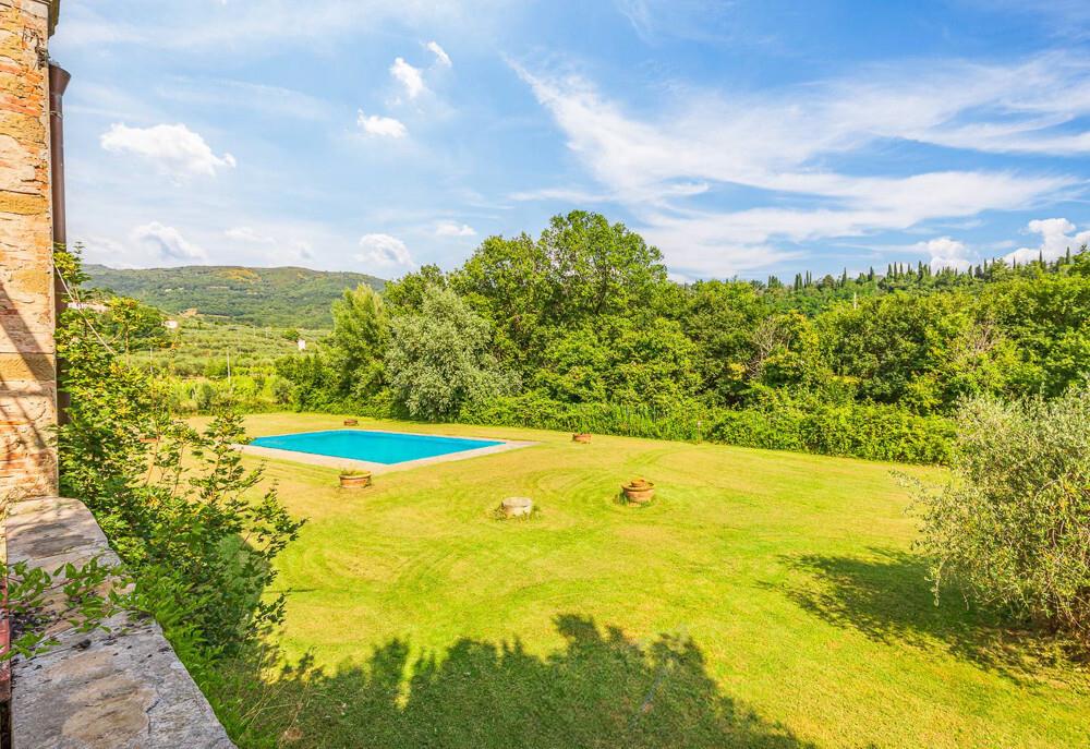 Luxury historic residence a few kilometers from Florence
