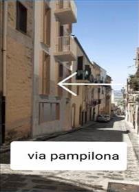 3 værelses Dream Apartment renoveret italiensk arkitektur i Sambuca Sicilien Italien 
