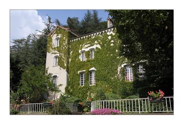 Luxusná vila v srdci mesta Vals les Bains 07600