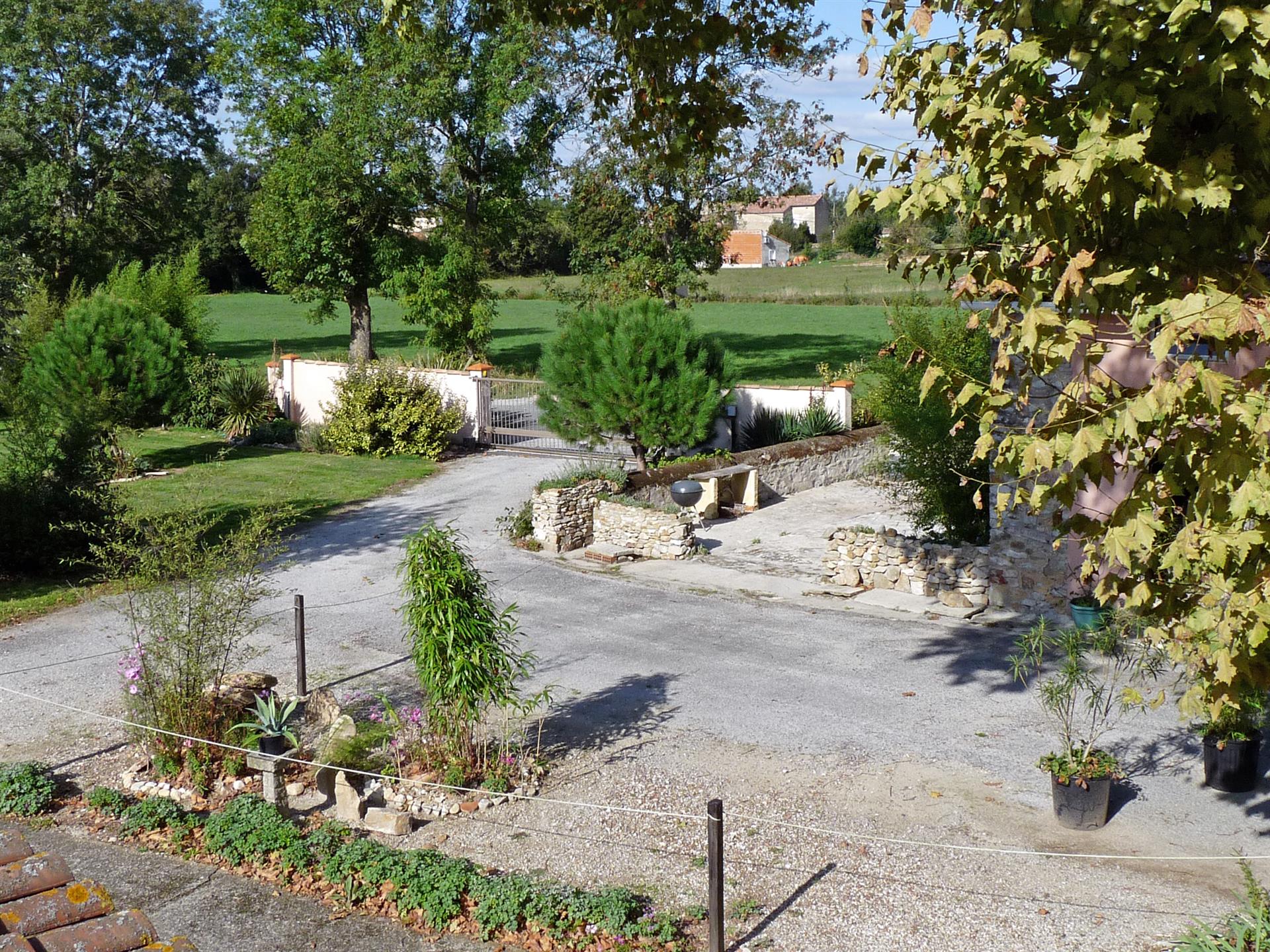 Adorável Personagem Família Stone Farm-House & Three Holiday Houses (gites) com Piscina Aquecida em
