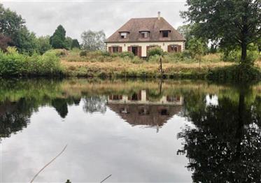 Перфектна семейна къща в Нормандия 
