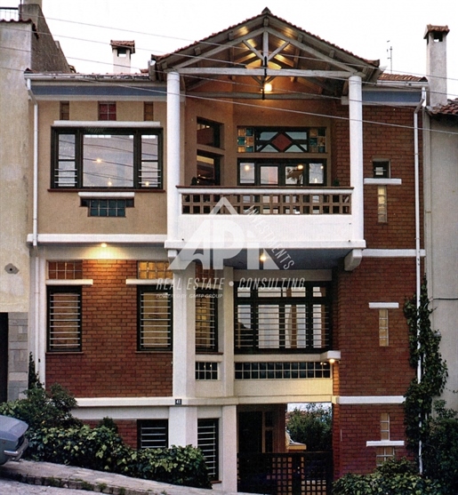 Μοναδική μονοκατοικία στην Άνω Πόλη Θεσσαλονίκης