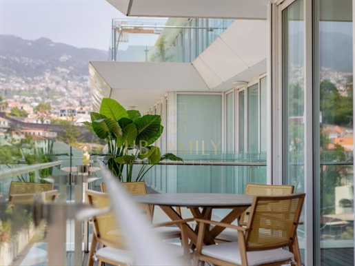 3 Bedroom Apartment in Sé - Funchal