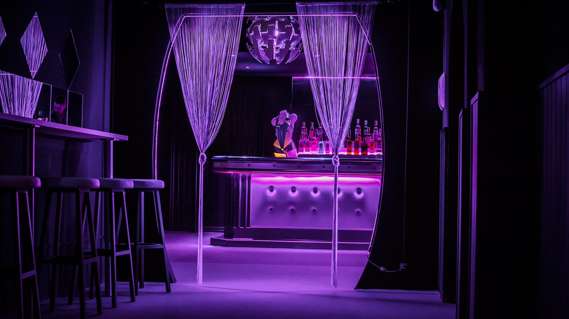 Magnificent Libertin Swingers Club - Bar- Restaurace- Discotheque V  Barceloně