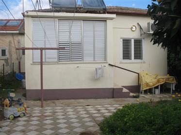 Beautiful 3Br, 1Bt Private House, 360Sqm