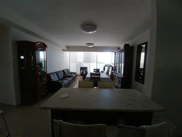 Superbe 3Br, appartement 2Bt, 100Sqm spacieux, lumineux et calme.