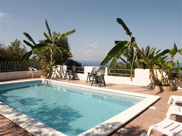 Til salgs Panorama Villa med svømmebasseng