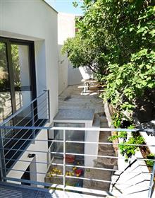 Large architect's house 200 M2 - terrace - Garden - Sea, village and mountain view