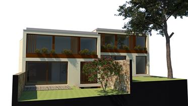 House for construction in Porto, great location