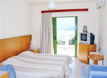 Hotel Na prodej na ostrově Poros, Řecko