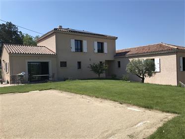 Prodaja kuća Provençal style