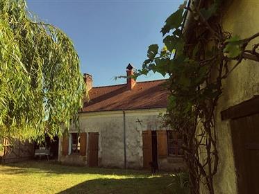 Sjarmerende gårdshus i Anjou