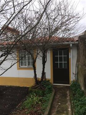 Hus i den historiske landsby Flor-da-Rosa