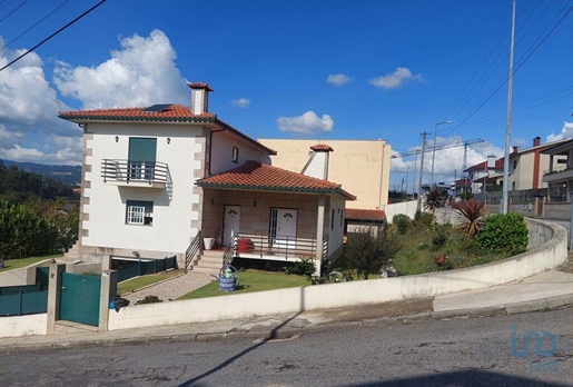 House with 3 Rooms in Viana do Castelo with 164,00 m²